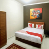 Отель OYO 198 Emdi House Seturan, фото 15