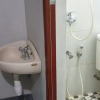 Отель RedDoorz @ Hotel Yaki Mamuju, фото 7