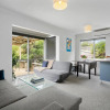 Отель The Wee Blue Bach - Waikanae Beach Holiday Home, фото 3