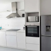 Отель Modern 1 Bedroom Apartment in Cape Town, фото 14
