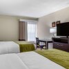Отель Comfort Inn & Suites Lake Norman, фото 8