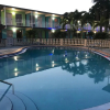 Отель Tropical Inn & Suites, фото 7