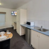 Отель The Cottage Motor Inn Albury CBD, фото 39