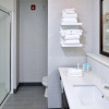 Отель Hampton Inn & Suites Adrian, фото 10