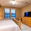 Отель Mountain View Hot Tub Condo by RedAwning, фото 5