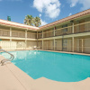 Отель La Quinta Inn New Orleans Causeway, фото 12
