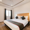 Отель OYO Townhouse 234 Shamashbad Sbi Building, фото 11