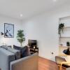 Отель WelcomeStay Tooting Broadway 3 Bedroom Apartment, фото 8