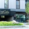 Отель FreshSuites & Bar, фото 1