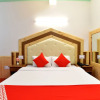 Отель OYO 14075 Lavyansh Cottage, фото 16