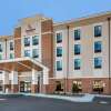 Отель Comfort Suites Greensboro - High Point в Гринсборо