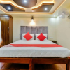 Отель OYO 23063 Luxury Meghavarsham 5BHK, фото 5