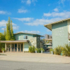 Отель The Inn at East Beach, фото 1