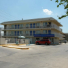 Отель Super 8 San Antonio/near Seaworld, фото 1