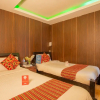 Отель Traveler's Holiday Inn, фото 35
