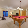 Отель Mountain Magic, 3 Bedroom, Pool, Hot Tub, Game Room, Fireplace, Sleeps 9, фото 12