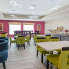 Отель La Quinta Inn & Suites by Wyndham Winnie, фото 14