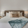 Отель Spacious 4BR With 2 Master Suites, Golf Cart, .3 Miles to Beach - Sleeps 15, фото 7