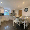 Отель Modern 4-bed Cottage Llanwrst Town Centre & Parking - Snowdonia! near Betws-y-Coed, фото 9