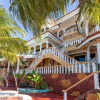 Отель Casa Royal Beach Front, фото 1