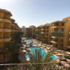 Отель Pool View Apartments At British Resort Unit 15, фото 1