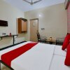 Отель OYO 13000 Hotel Utsav Residency, фото 1