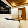 Отель SPOT ON 2051 Sho Family Homestay & Resto, фото 2