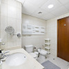 Отель WelHome - Stylish Studio with Park Views in Regent House 2, фото 10