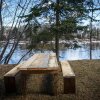 Отель Cape Cod Cottage On River Rouge, фото 9