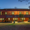 Отель Whim Creek Hotel, фото 1