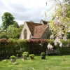 Отель Remarkable 1-bed Cottage Near Henley-on-thames, фото 13