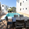 Отель Aqua Promenade Beachfront Apartments, фото 11