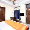 Отель OYO 8278 Supremo, фото 2