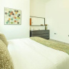 Отель Bright + Spacious 1BR in Dubai Marina, фото 11