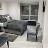 Отель Luxurious 2-bed Apartment in Woolwich, London, фото 12