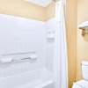 Отель 1BR With Two Queen Beds - Near Disney, фото 8