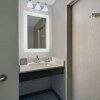 Отель Holiday Inn Express And Suites Detroit Dearborn, an IHG Hotel, фото 9