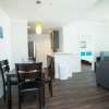 Отель Wellworth Apartments, фото 2