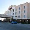 Отель Hampton Inn & Suites Gainesville, фото 1