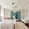 Отель ★4BR, Balcony, EXTREME LOCATION and Designer Apt★, фото 12