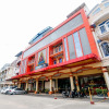 Отель RedDoorz Plus near DC Mall Batam, фото 1