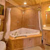 Отель Bear Pause II - Three Bedroom Cabin, фото 6