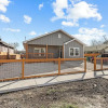 Отель Retreat to a Brand-new Downtown Home 4br/3ba!, фото 16