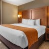 Отель Comfort Suites Bethlehem Near Lehigh University and LVI Airport, фото 33