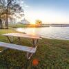 Отель Holiday Inn Club Vacations Piney Shores Resort at Lake Conroe, an IHG Hotel, фото 27