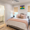 Отель Seagrove - Sleeps 13 - Private Pool- Near Seaside, фото 3
