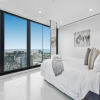 Отель Melbourne City Apartments Panoramic Skyview Penthouse, фото 28