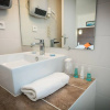 Отель Logis Hotel et Restaurant Le Galion Canet Plage, фото 10