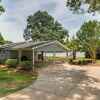 Отель 'island Point Cottage' on Lake Norman With Porch!, фото 20