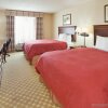 Отель Country Inn & Suites by Radisson, Nevada, MO, фото 16